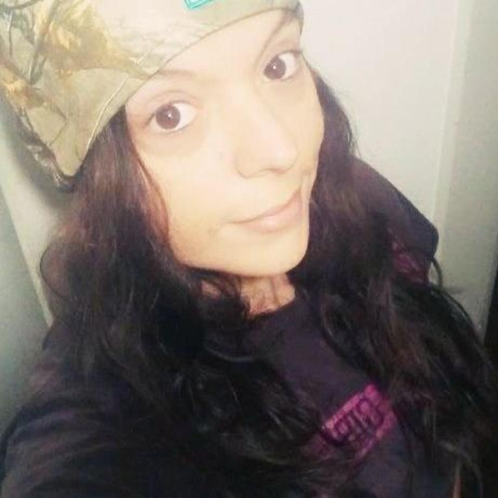 Meet your Posher, Holly